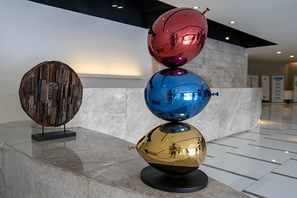 Colorful Balloon Sculpture For Interior Decoration